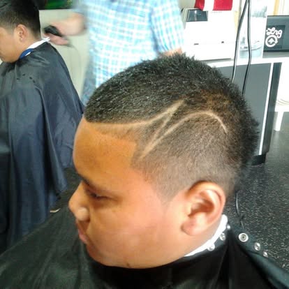 Fade with geometric line design